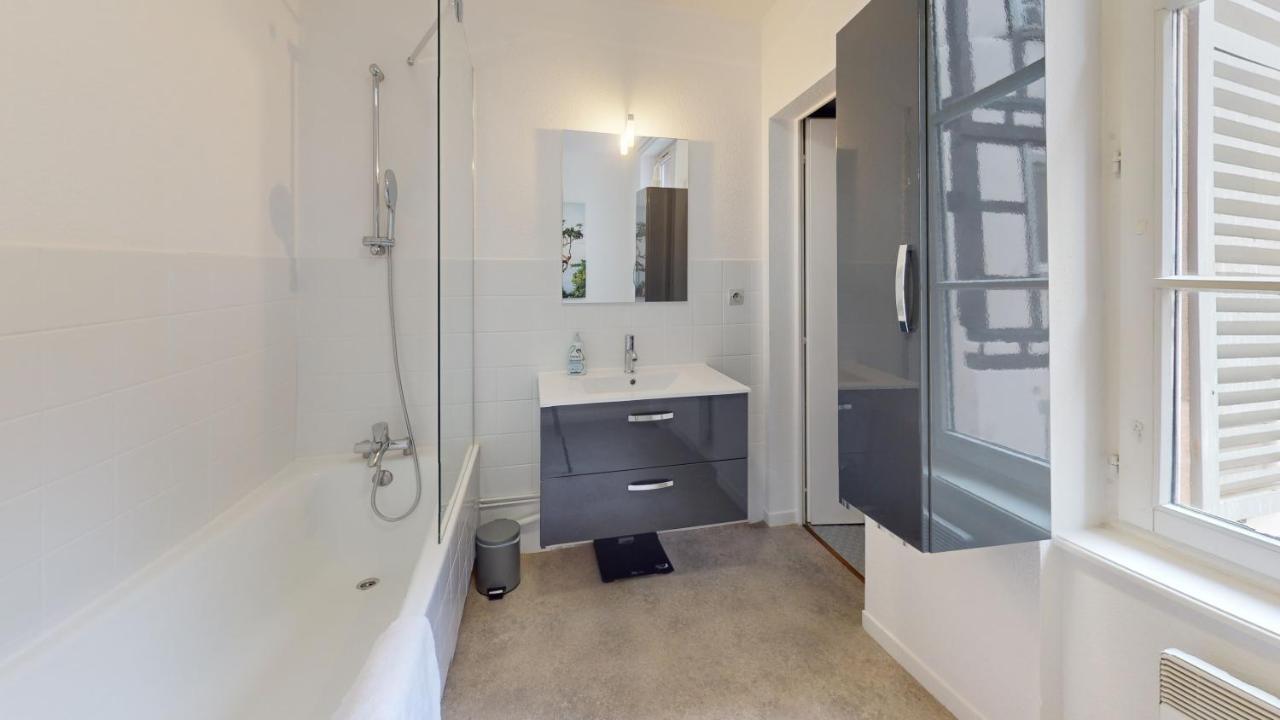 Au Bord De L'Eau Apartment Strasbourg Exterior photo