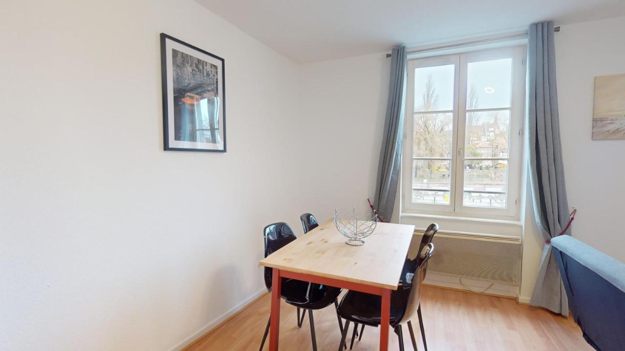 Au Bord De L'Eau Apartment Strasbourg Exterior photo